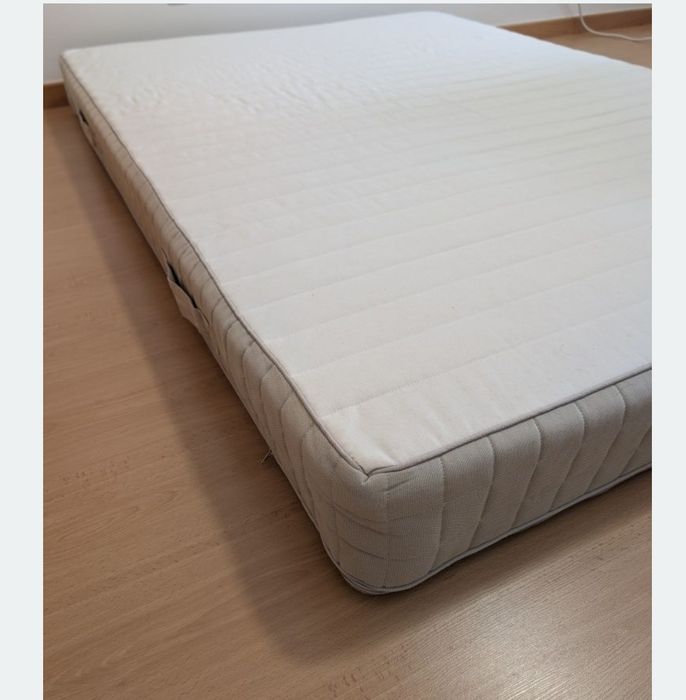 Colchão casal  ikea 140/200