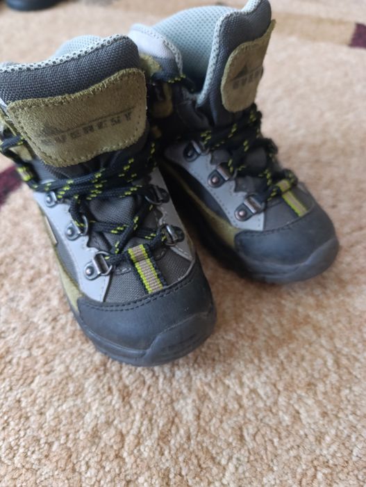 Черевики демісезонні