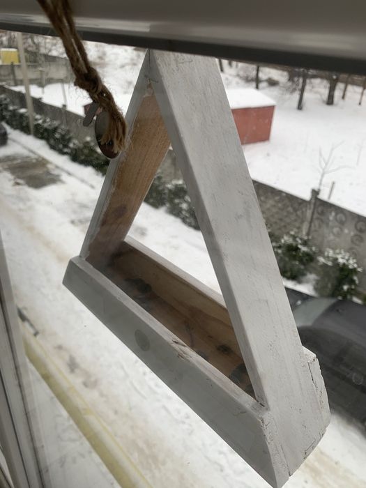 Годівничка кормушка для птахів пташок