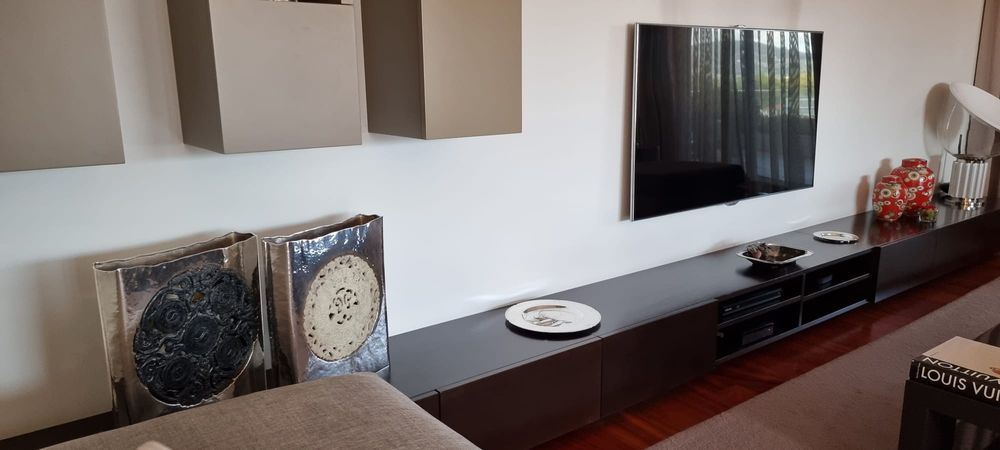 Móvel de apoio a TV, DVD, BOX TV CABO, etc e arrumação 5,10 mt