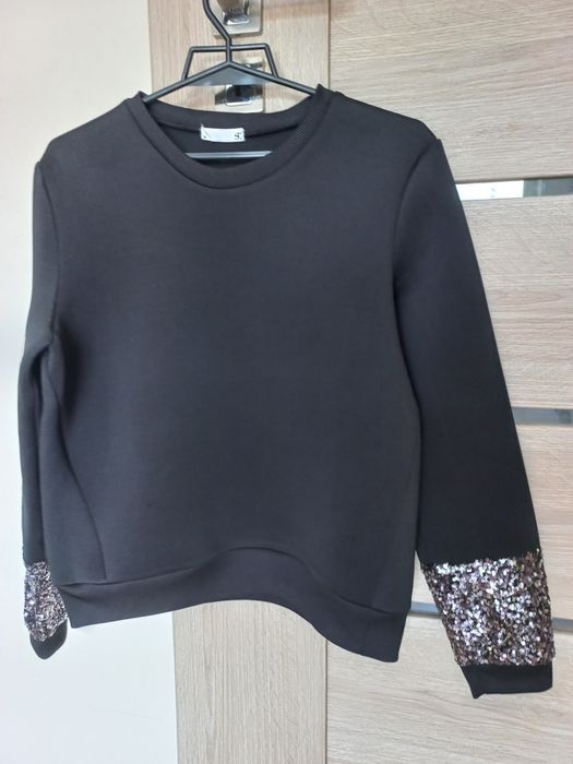 Czarna bluza damska z cekinami pianka 36 38