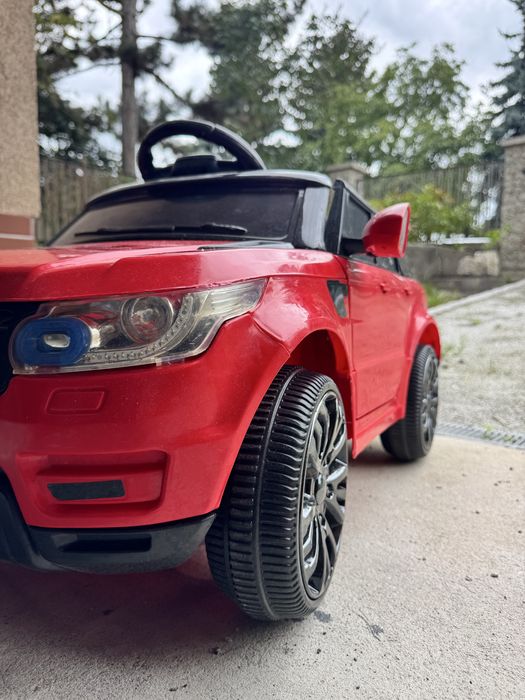 Samochód elektryczny dla dziecka SUV Range Rover – czerwony – 350 zł