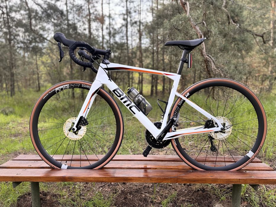 Велосипед BMC Roadmachine 02 three