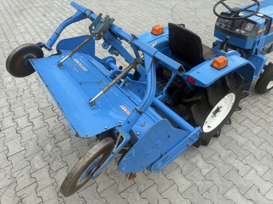 Японський трактор Mitsubishi MT1401