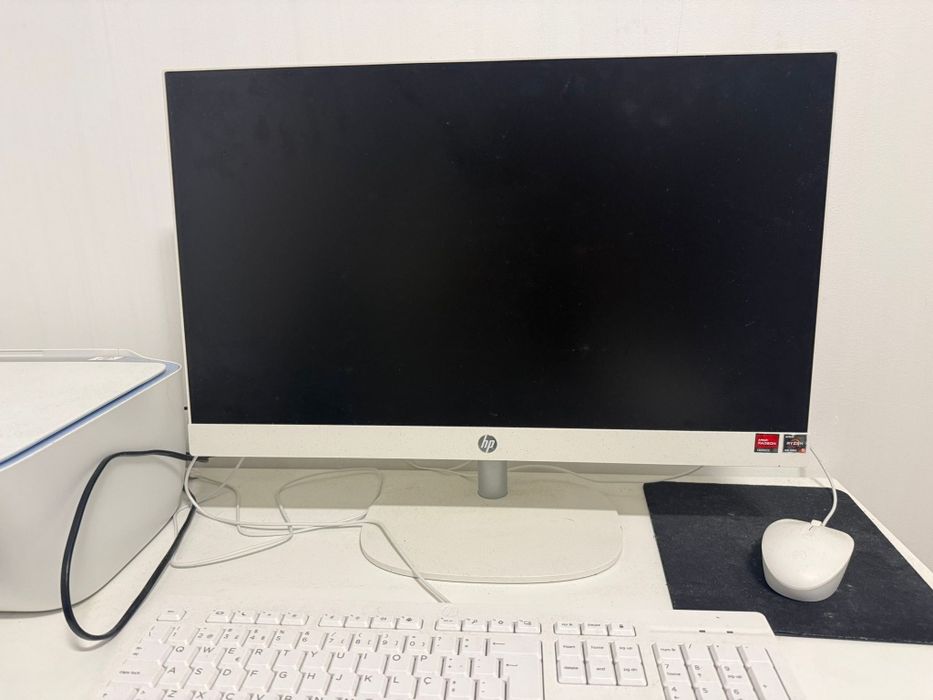 Vendo Computador, impressora e mesa