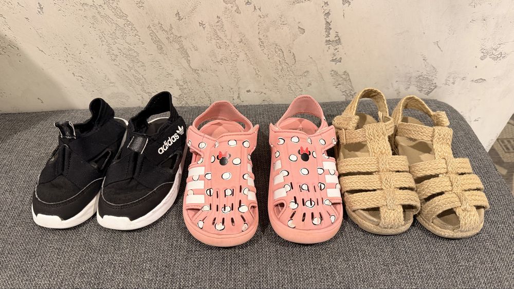 Босоніжки Adidas, Zara 27 р