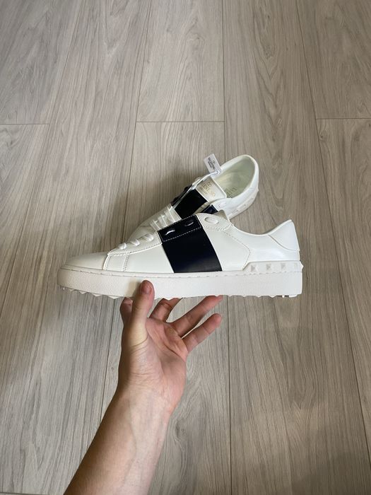 Кросівки VALENTINO