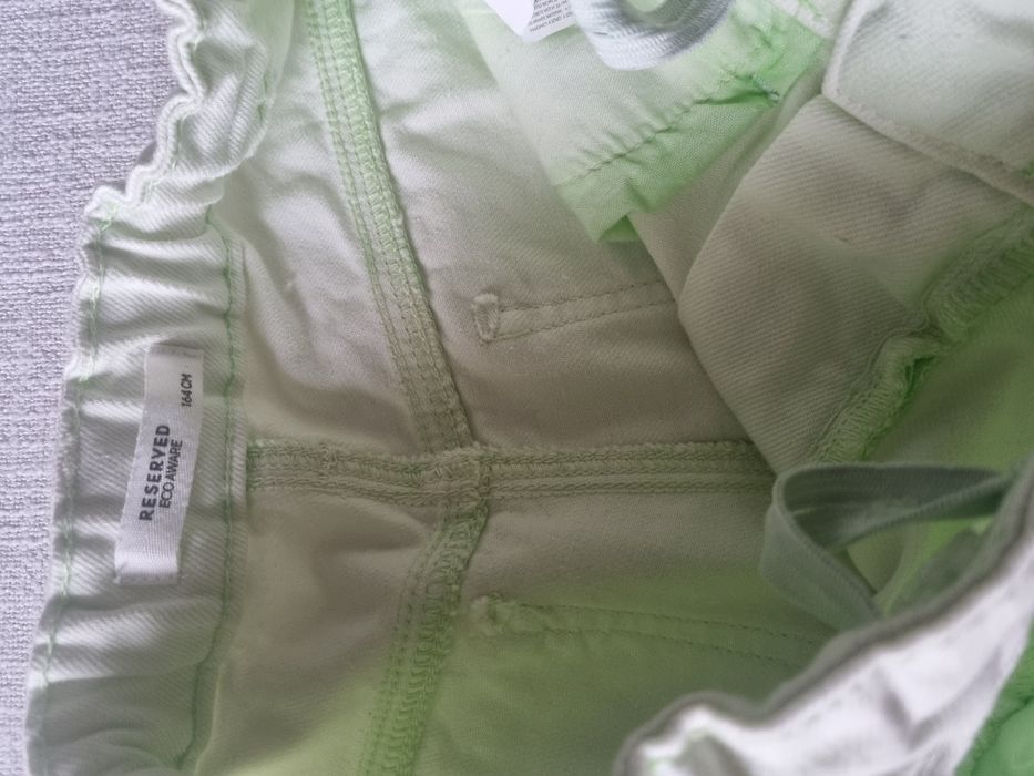 Reserved spodnie jeansy 13 lat