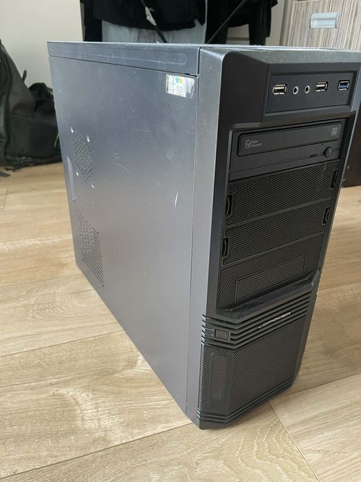 Komputer stacjonarny