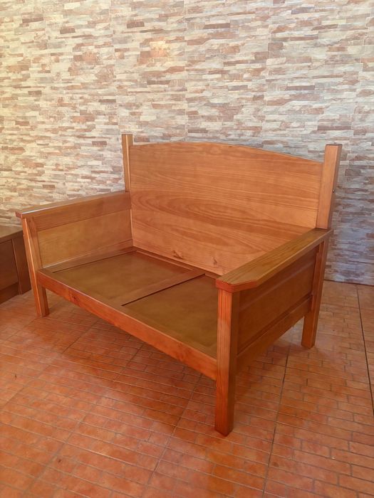 Sofás rusticos em perfeito estado
