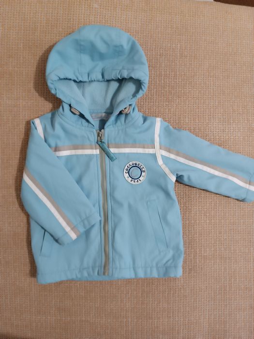 Осіння дитяча курточка на хлопчика,шапка в родарунок