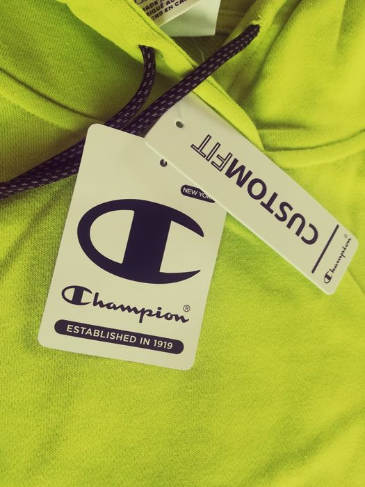 Champion  nowa bluza z kapturem M