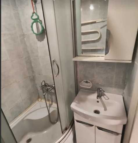 +Продам 1 ком. квартиру Нижнеднепровская 17000 дол.