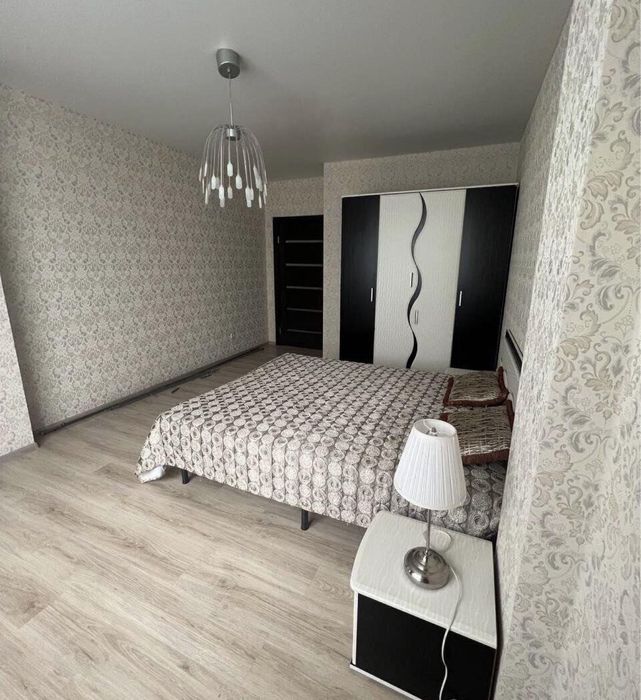 Погодинно/подобово/затишна квартира в центрі міста