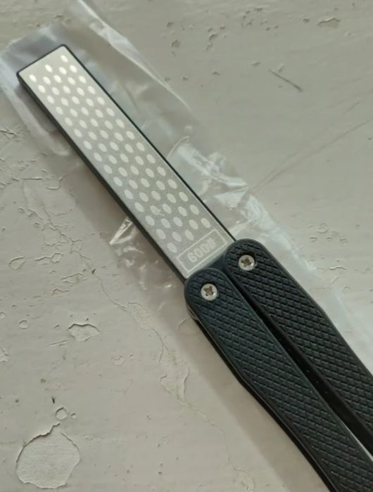 Точилка алмазная на две стороны #400 и #600 грит,складная,карманная.