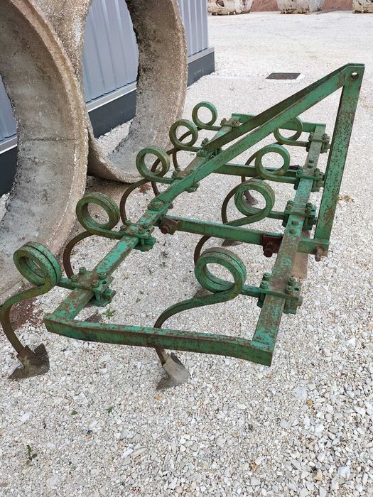 Escarificador 9 dentes