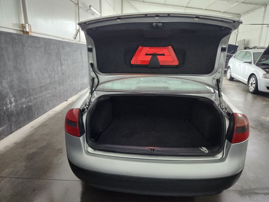 Audi A6 1.9. 1999 4 portas