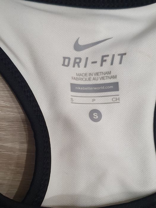 Nike спортивна жіноча майка з топом S, оригінал