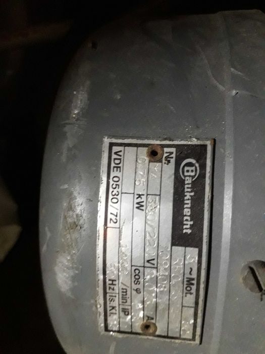 Silnik niemiecki od wyważarki do kół HOFMANN 0,75 kW  + włącznik