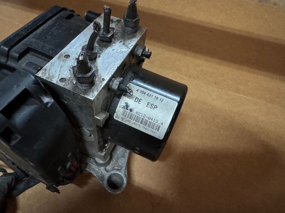 Modulo ABS Mercedes W204 REF; A2049.012400 / A2044.311912