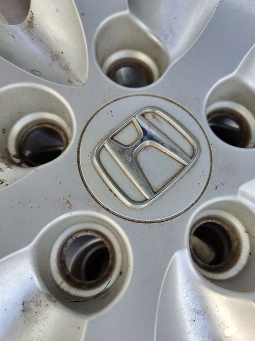 kołpaki HONDA 16TKI 4szt 100zł