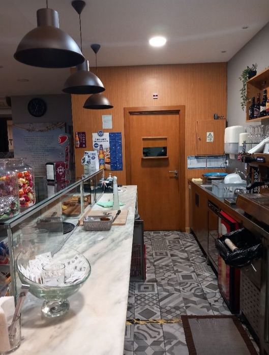 Cafetaria / Salão de chá / Restaurante