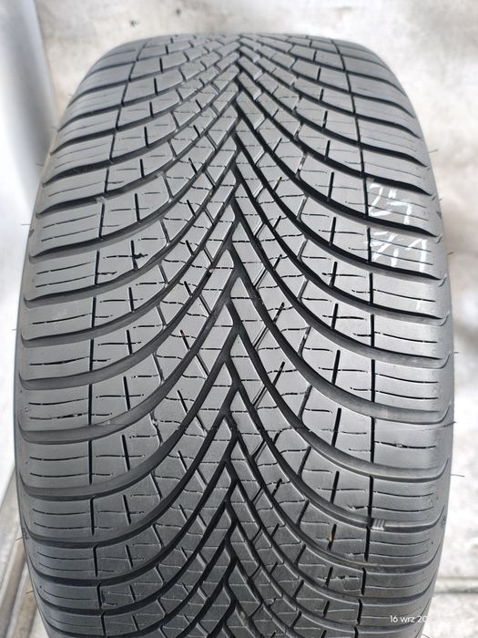 225/40r18 92Y Dunlop Allseason 2