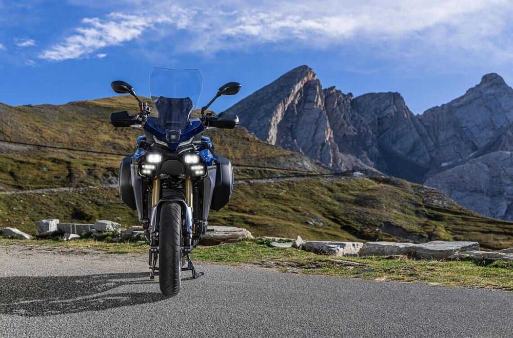 Yamaha Tracer 9 GT+ Y-AMT 2026