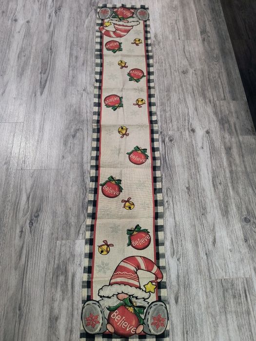 Bieżnik na stół świąteczny