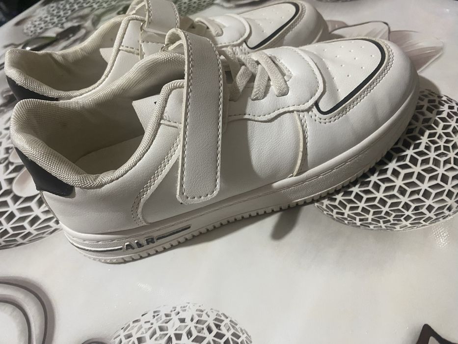 Кеди кросівки дівчачі 36 розмір