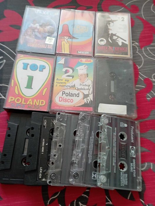 płyty i kasety  z piosenkami