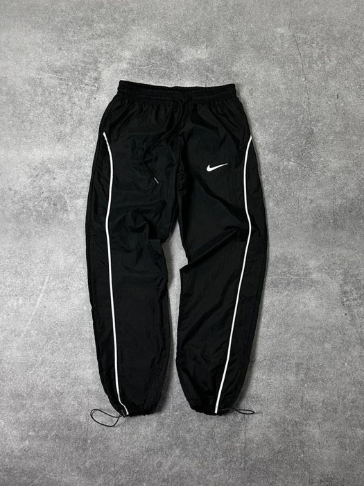 Спортивні нейлонові штани Nike на утяжках/водонепроникні штани найк