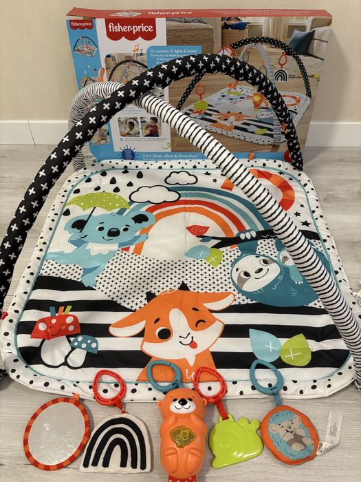 Килимок дитячий Fisher Price 499 грн