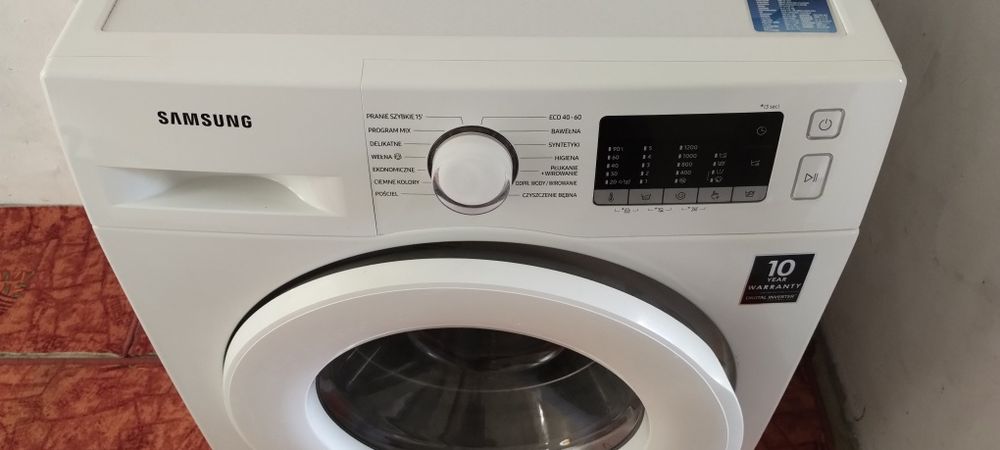 Sprzedam pralkę Samsung .