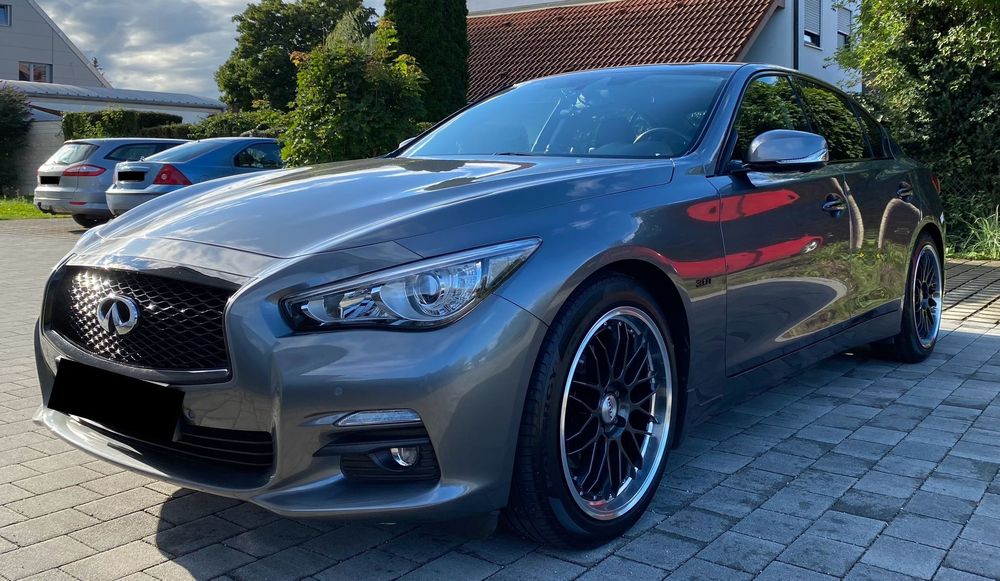 Infiniti Q50