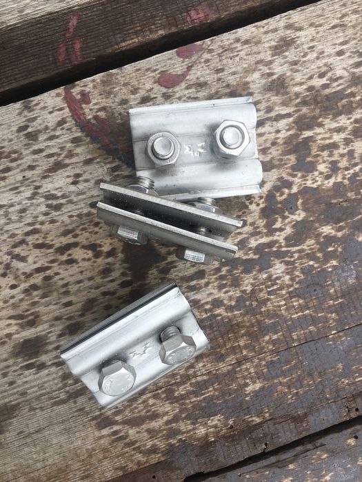 Złaczki do instalacji odgromowej rownoległe