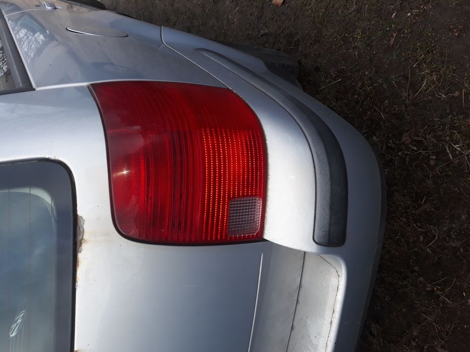 Vw passat b5 kombi silnik 1.8 1.9 kolor LB7Z