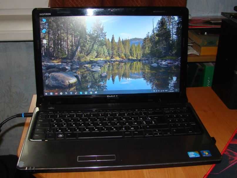 Dell 1564, 15,6", i3 330m, ddr3 4 gb, Ssd 120 gb.