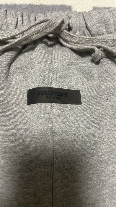 Spodenki Essentials FEAR OF GOD