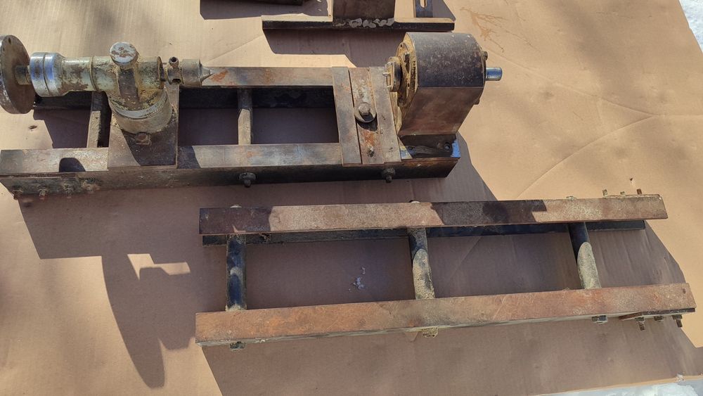 Верстат станок по дереву задня бабка станина