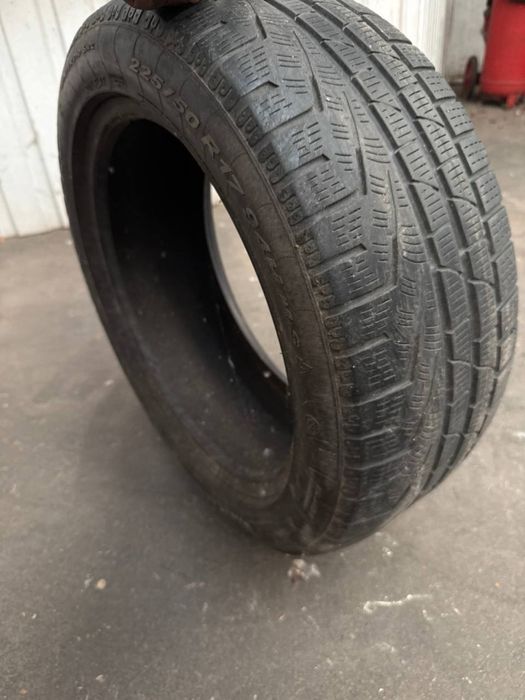 Pirelli sotto zero run flat 225/50/17 лето 1 шт