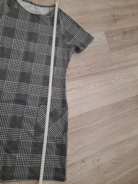 Sukienka w krate rozm.36