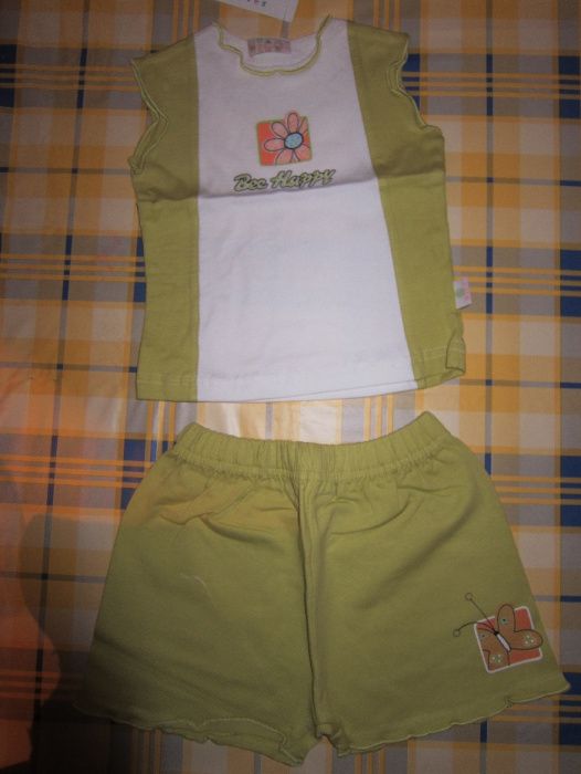 Conjunto de verão de menina 9 meses t-shirt verde e calções verdes NIC