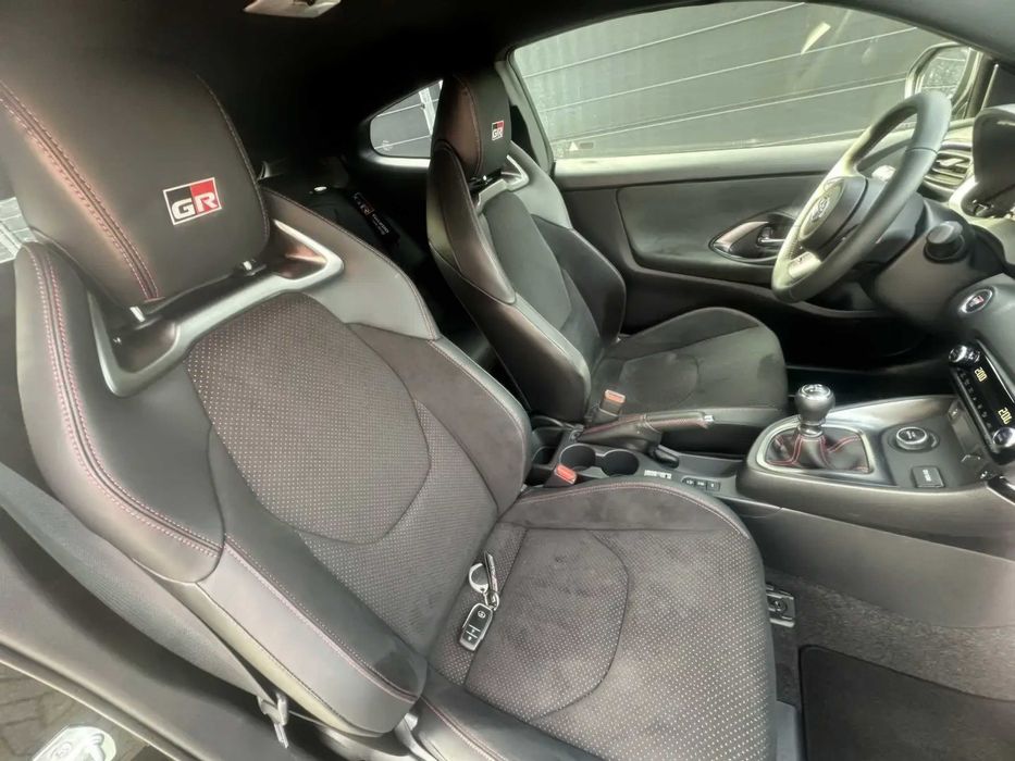 Toyota Yaris      2022