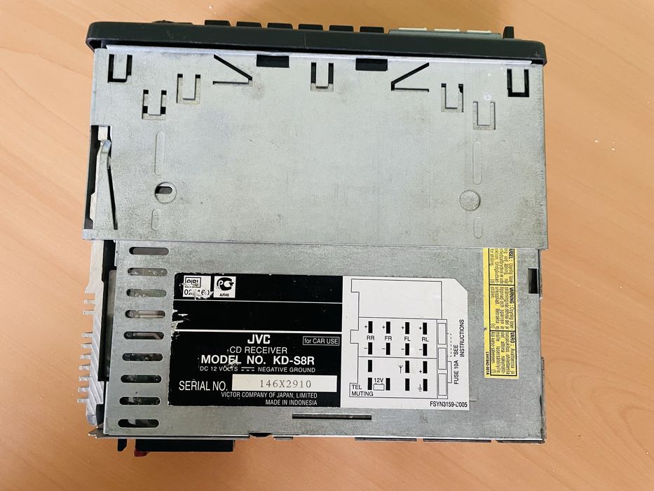 Автомагнітола JVC KD-S8R CD-ресивер