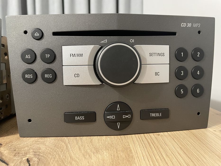 Dwa Radio Opel CD 30 MP3 Niewylogowane