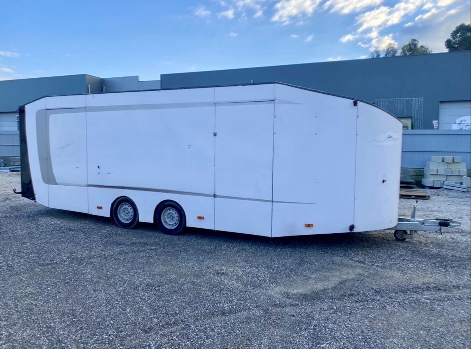 Reboque Fechado - Atrelado 3000kg