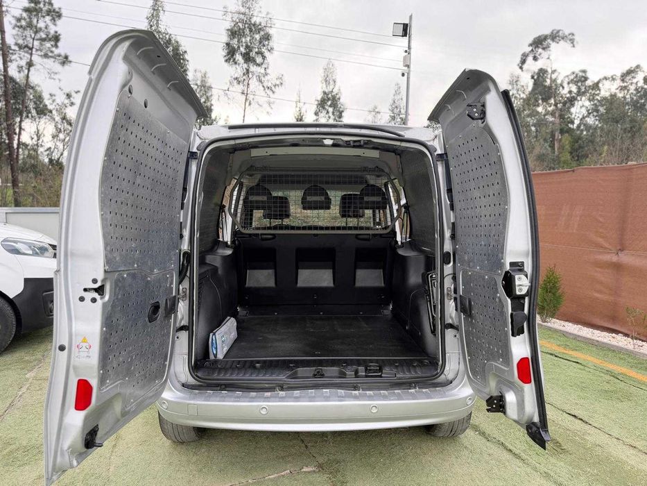 Renault Kangoo Maxi 5 lugares