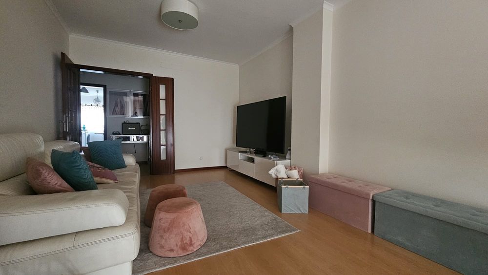 Cara arrendar em Alenquer