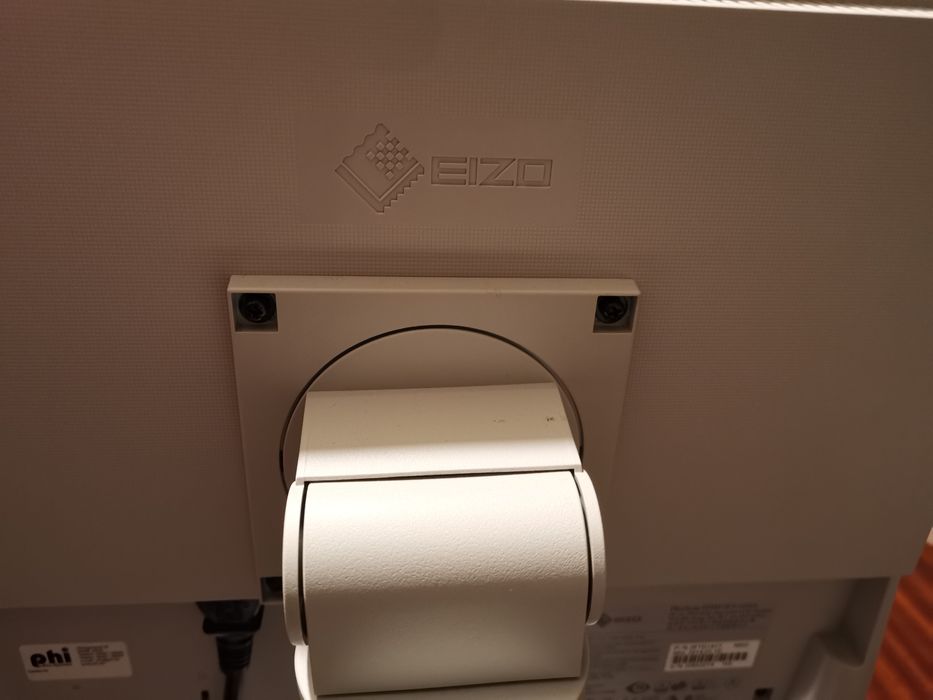 Monitor Eizo 19" LCD. Óptimas condições